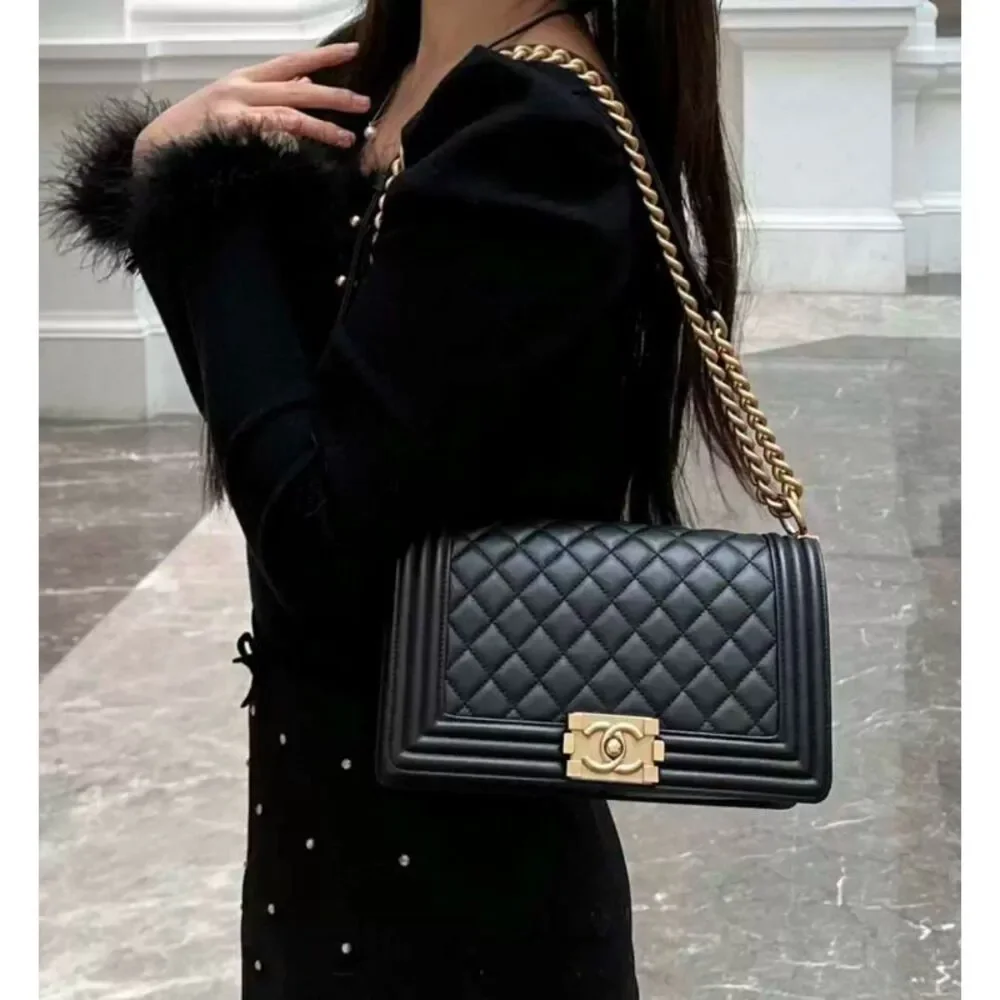 Chanel Women Pre-Loved Bag Very Good Condition